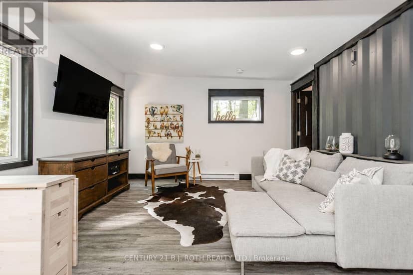 3274 Liah Lane — photo 35 of 37