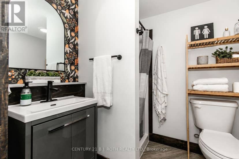 3274 Liah Lane — photo 34 of 37