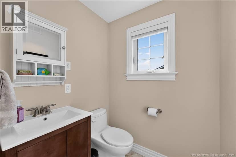 3 Helene Road — photo 18 of 40
