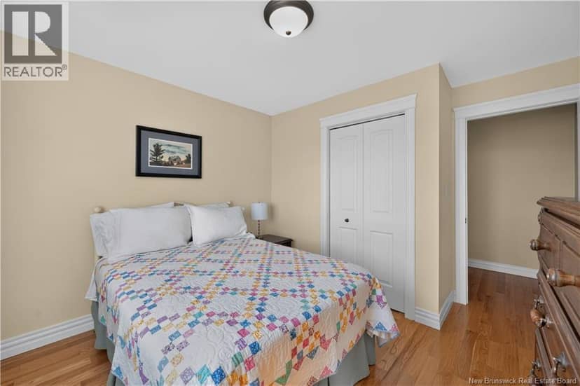 3 Helene Road — photo 23 of 40