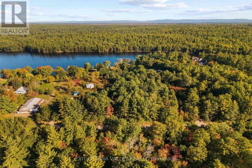 1060B Rantz Road, Petawawa, photo 4