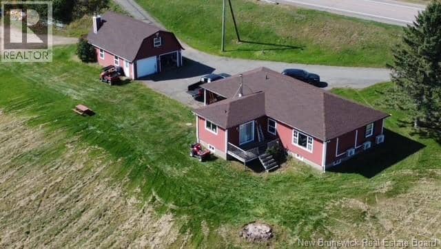 47210 Homestead Road, Steeves Mountain, photo 2