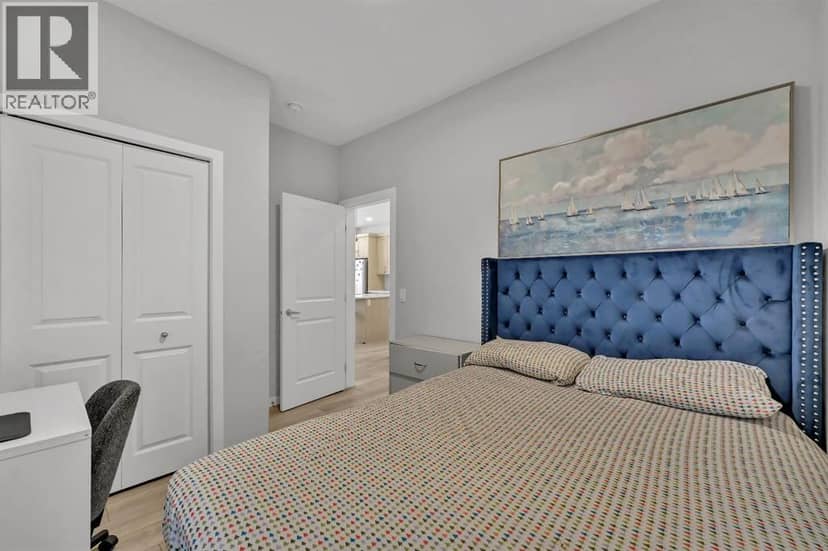 213 Walgrove Boulevard SE — photo 19 of 40