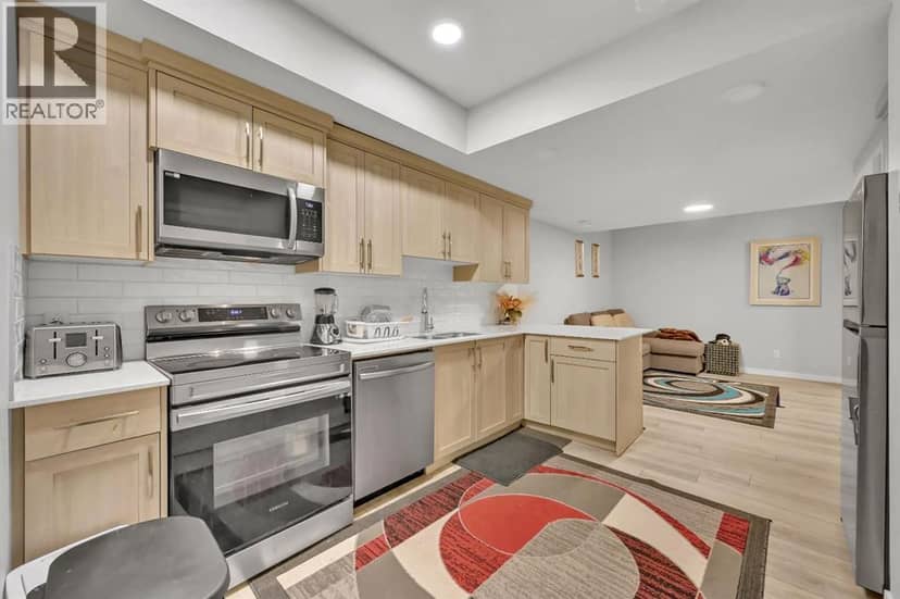 213 Walgrove Boulevard SE — photo 35 of 40