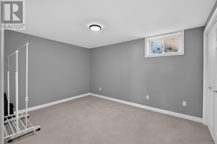 164 Crozier Drive — photo 26 of 40