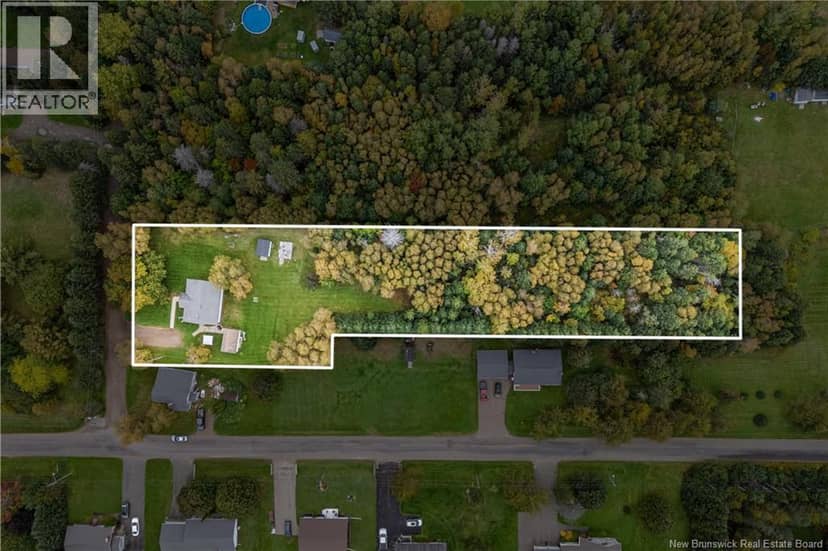 3 Chemin Gueguen Street, Shediac Bridge, photo 3