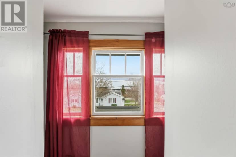 151 King Street — photo 19 of 40