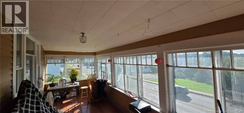 55-57 Loch Lomond Road — photo 4 of 9