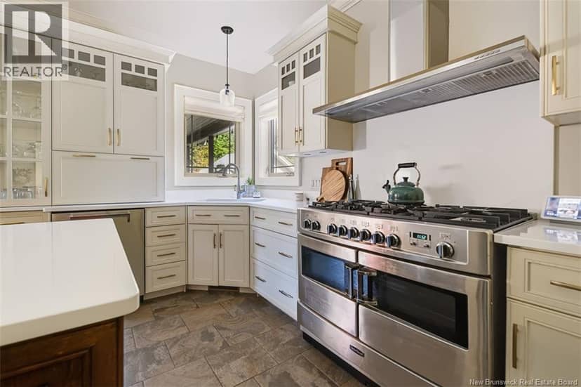 101 Summerhill Row, Fredericton, photo 3
