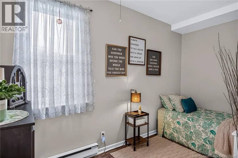 118 Millidge Avenue — photo 23 of 40