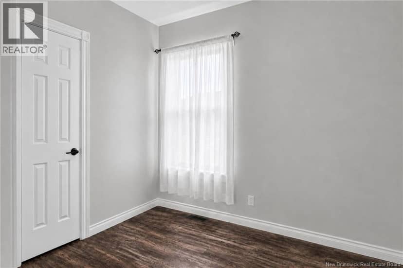 118 Millidge Avenue — photo 25 of 40