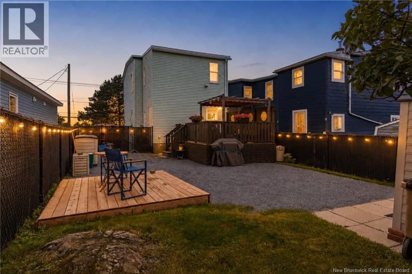 118 Millidge Avenue — photo 3 of 40