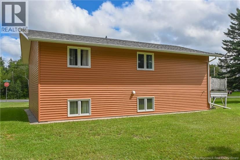 26 des Patriotes Street, Caraquet, photo 5