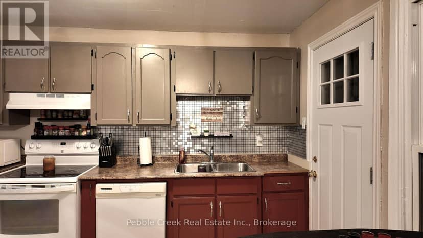 30 - 30 St Charles Place, Huron East, photo 3