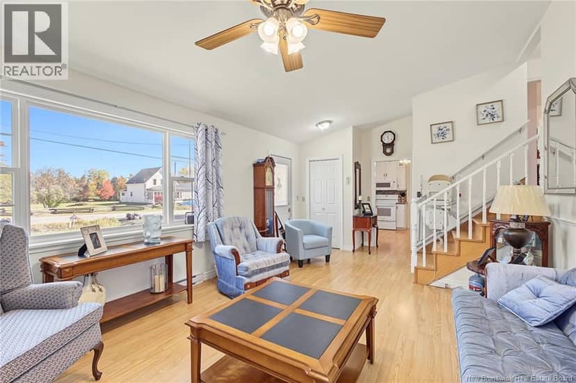 4015 Route 104 — photo 11 of 40