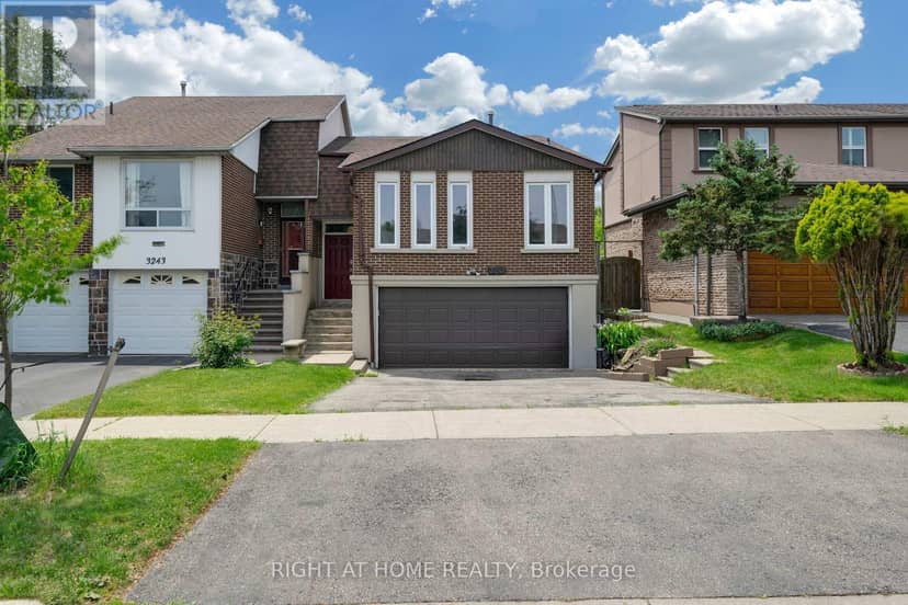 3241 McCarthy Court, Mississauga