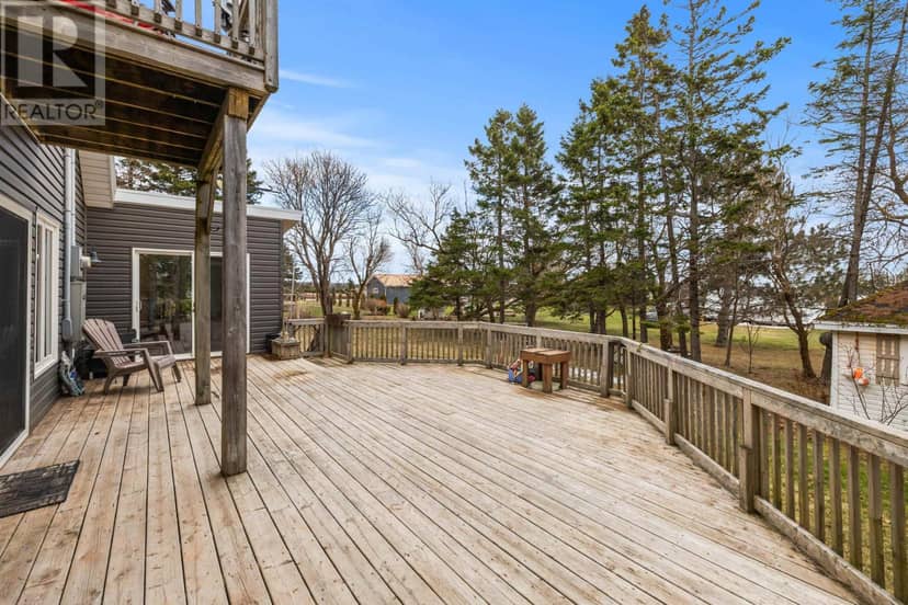 16 Levine Lane — photo 11 of 40