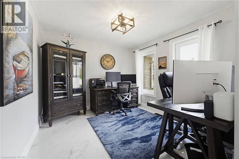 15 DANUBE Drive — photo 18 of 40