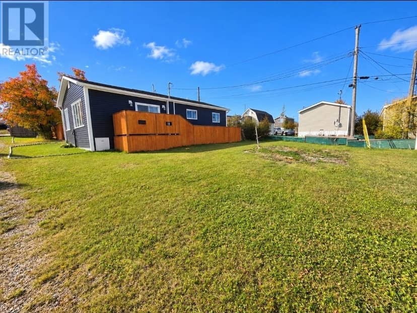 5 Squires Avenue, Wabush, photo 2