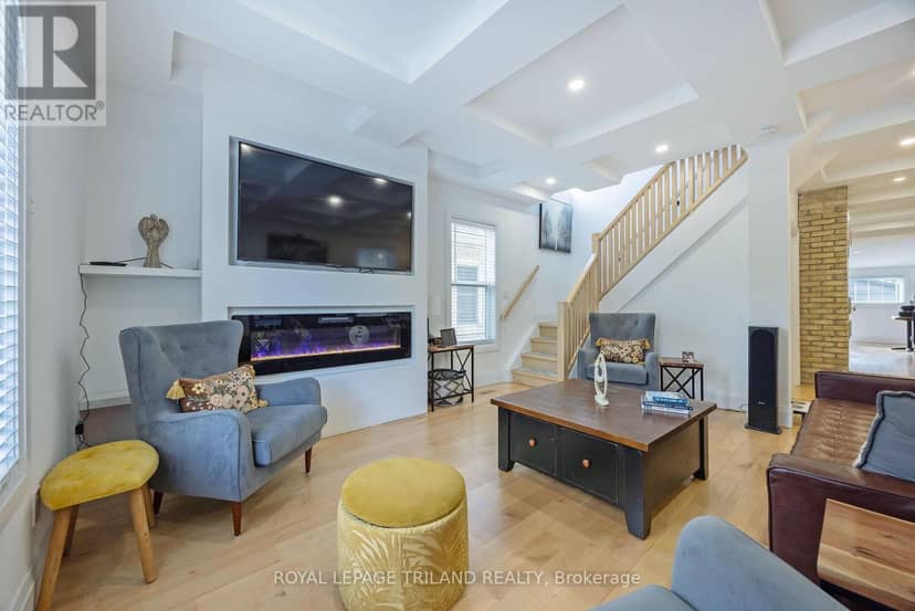349 Emery Street E — photo 5 of 40