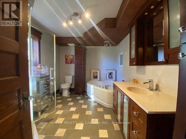 284 Fifth Avenue — photo 19 of 34