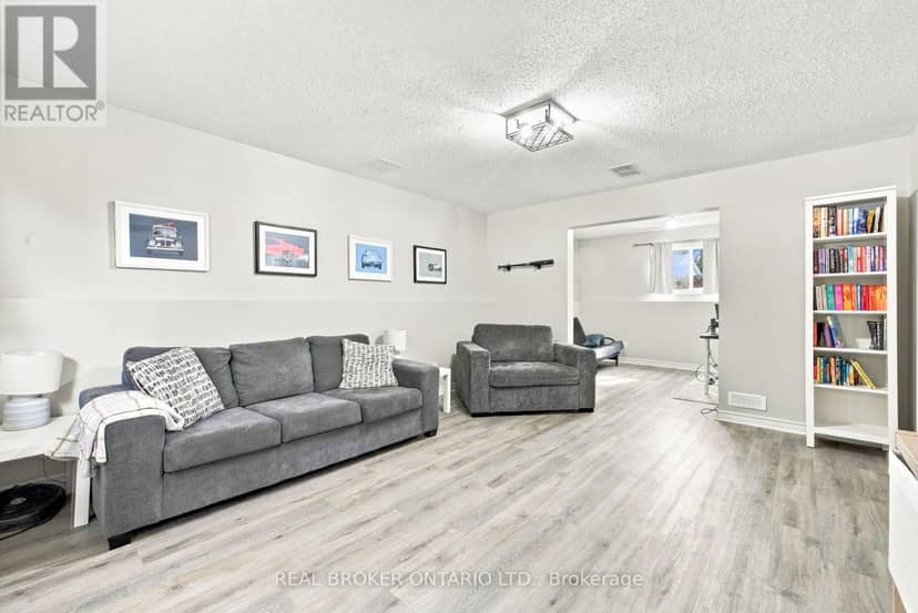202 Santiago Street — photo 26 of 40