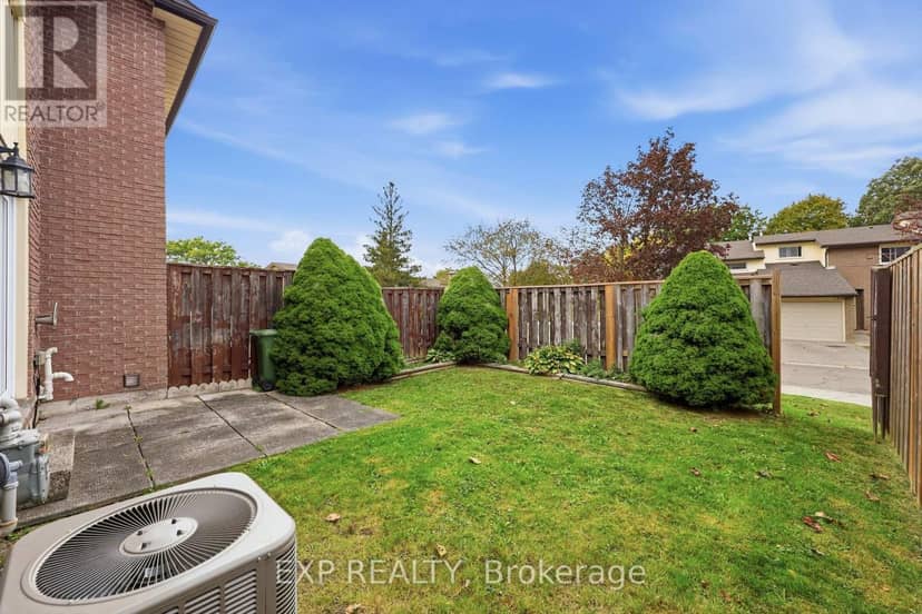 38 - 195 Queen Victoria Drive — photo 31 of 36