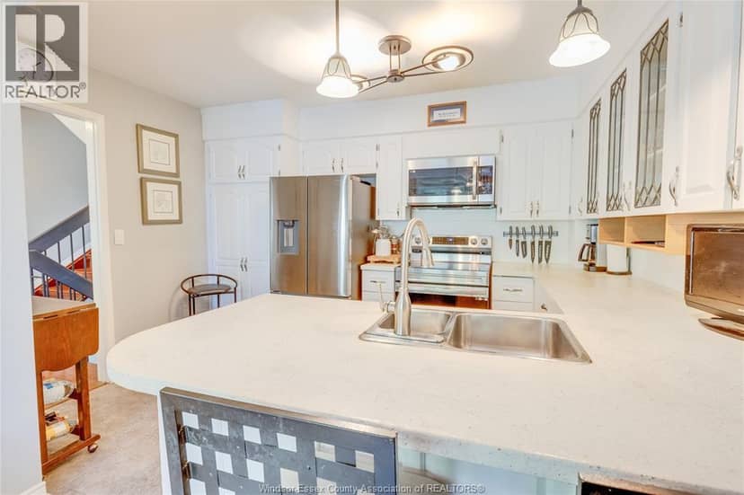 3917 RIVERSIDE East Unit# 9-3917 — photo 17 of 40