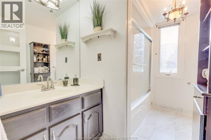 3917 RIVERSIDE East Unit# 9-3917 — photo 31 of 40