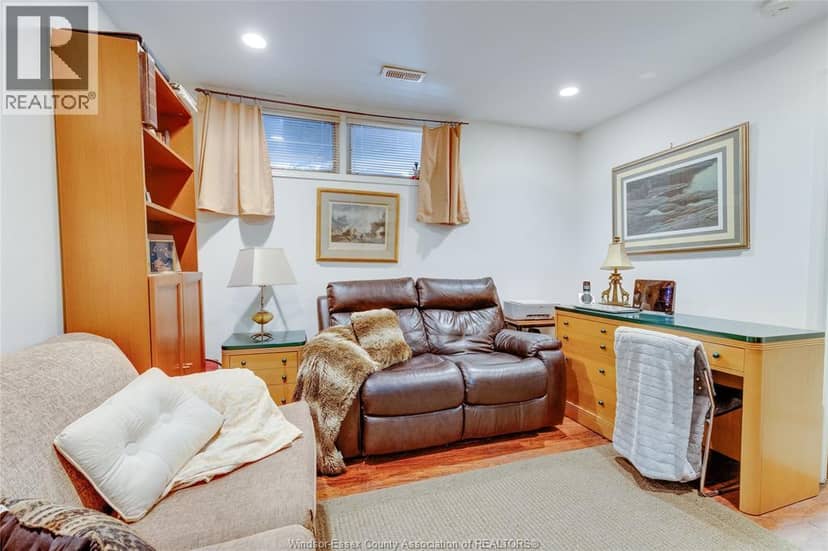3917 RIVERSIDE East Unit# 9-3917 — photo 34 of 40