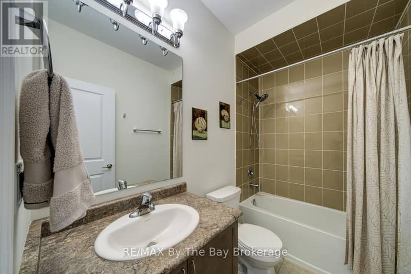 43 Fawndale Crescent — photo 32 of 40