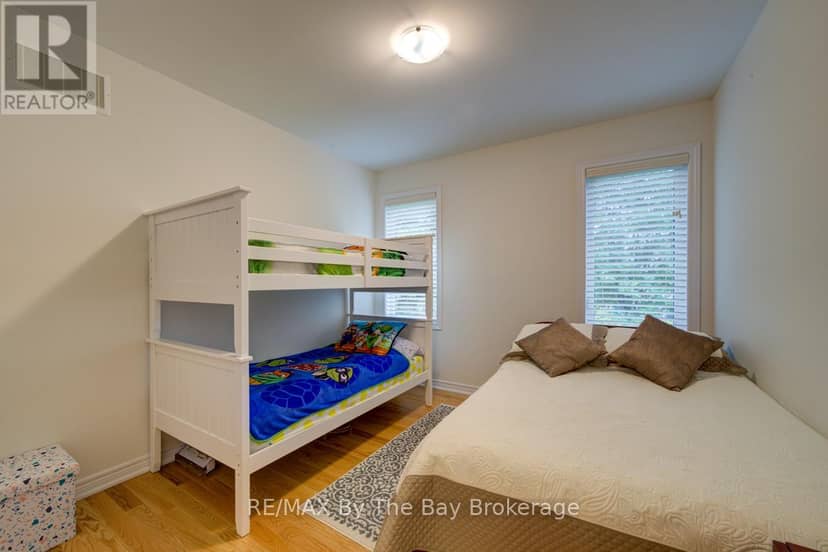 43 Fawndale Crescent — photo 33 of 40