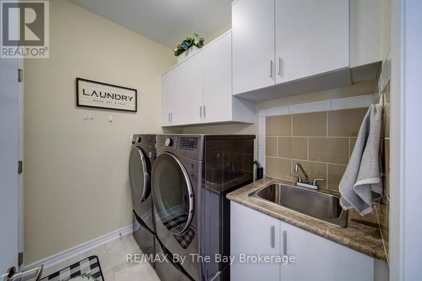 43 Fawndale Crescent — photo 34 of 40