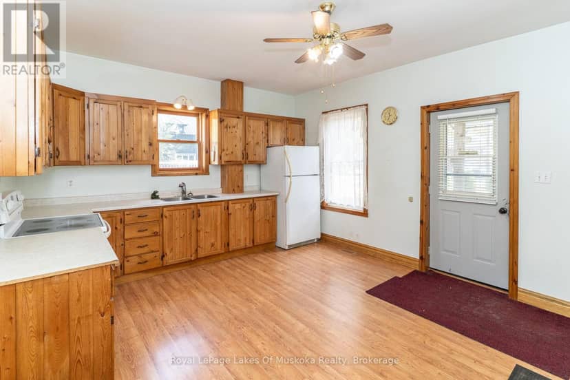 14 Ewing Street — photo 8 of 27
