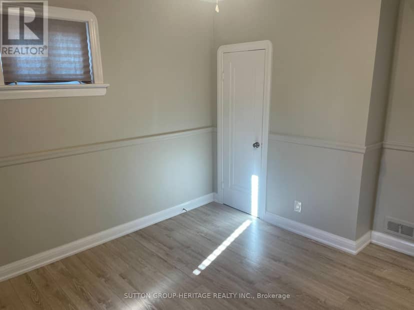 236 McNaughton Avenue — photo 13 of 18