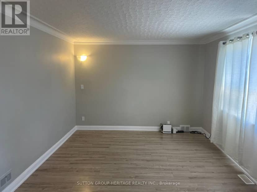 236 McNaughton Avenue, Oshawa, photo 5
