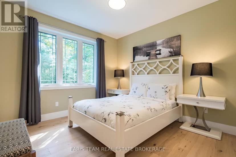 15 Stoney Road — photo 14 of 33