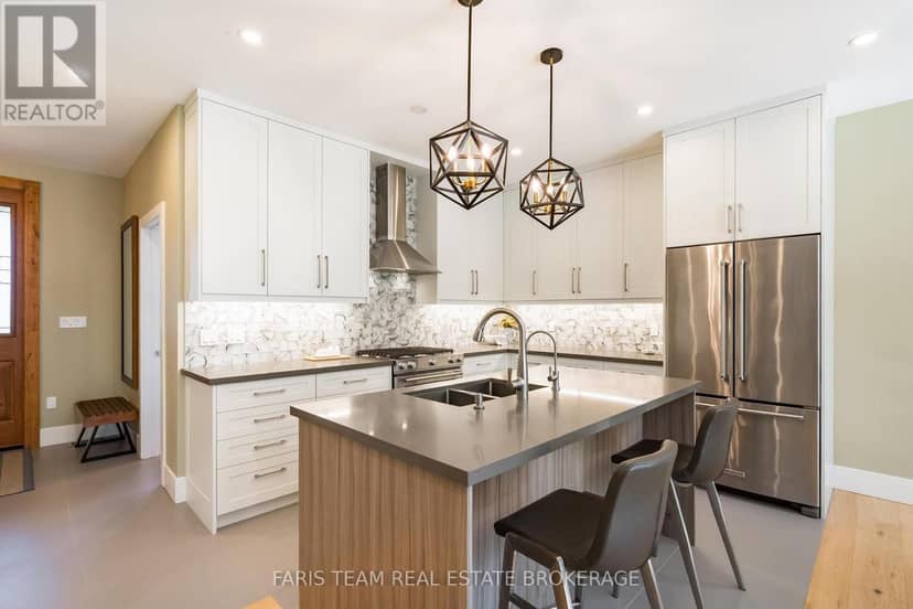 15 Stoney Road — photo 5 of 33