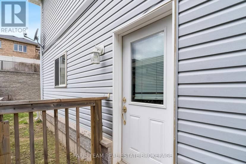 3114 Emperor Drive — photo 5 of 17