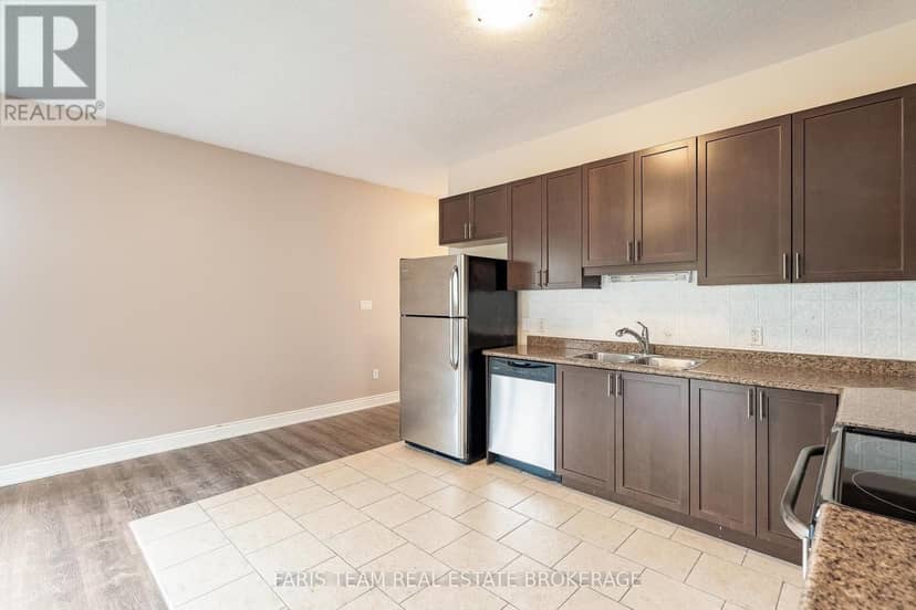 3118 Emperor Drive — photo 8 of 31