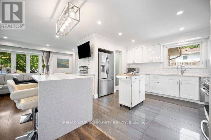 3202 Centennial Drive E — photo 12 of 40