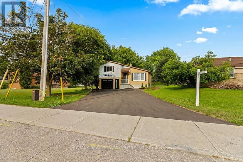 1030 Yonge Street S, Brockton