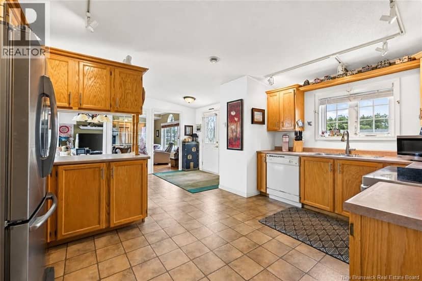 9 Blue Ash Street — photo 8 of 37