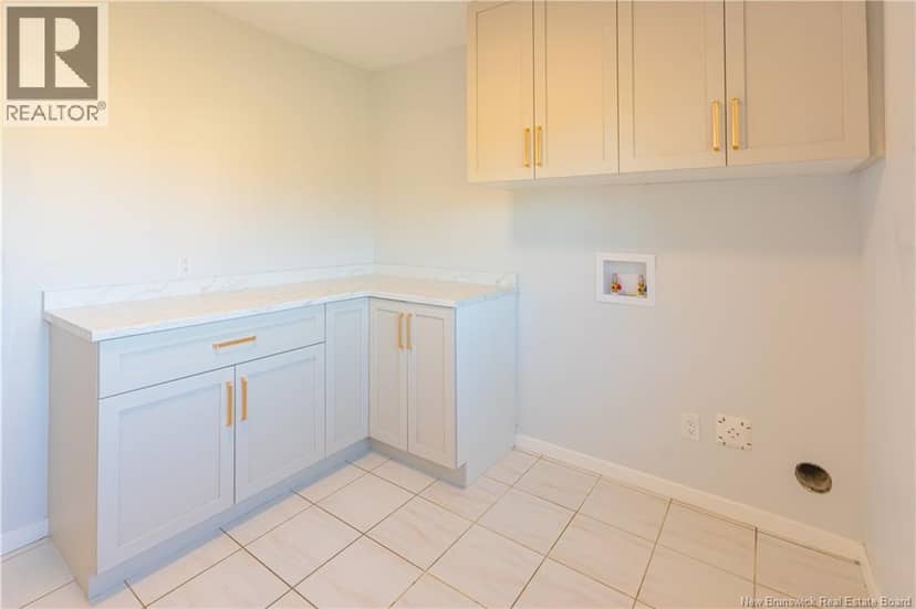 3441 Centenaire Street — photo 10 of 22