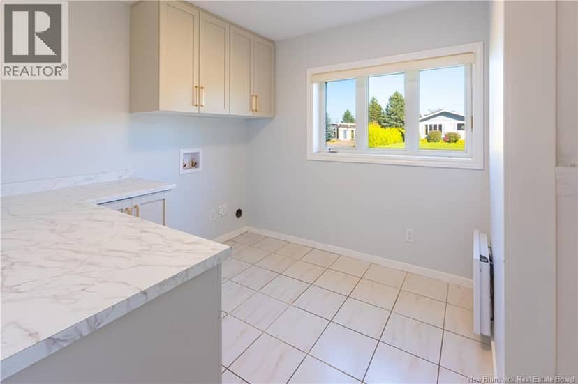 3441 Centenaire Street — photo 11 of 22