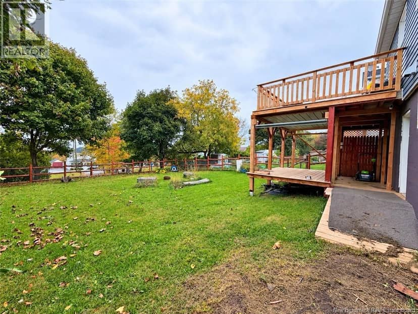 333 Victoria Street — photo 14 of 23