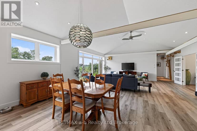 8827 Prince Street — photo 19 of 40