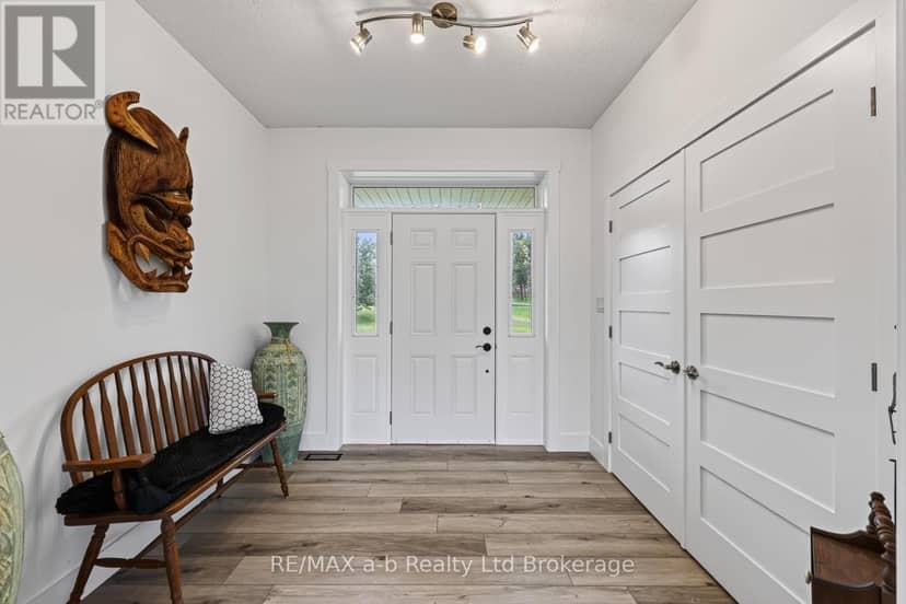 8827 Prince Street, Dutton/Dunwich, photo 5