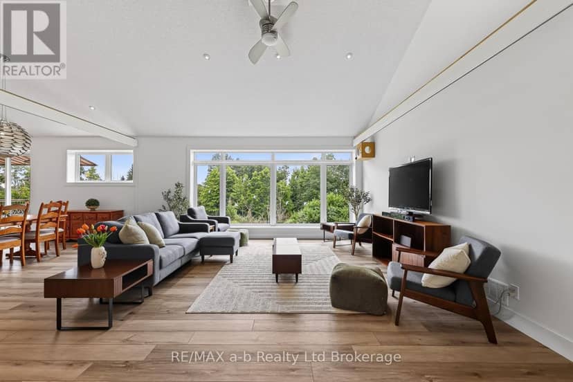 8827 Prince Street, Dutton/Dunwich, photo 7