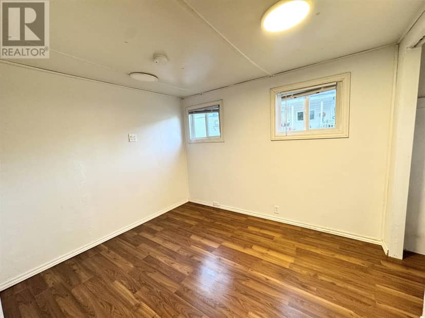 3 Fontaine DR — photo 11 of 22